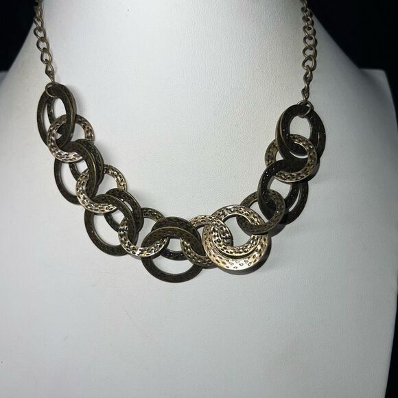 Paparazzi Bronzy Circular Necklace and Earring Set - Picture 3 of 4